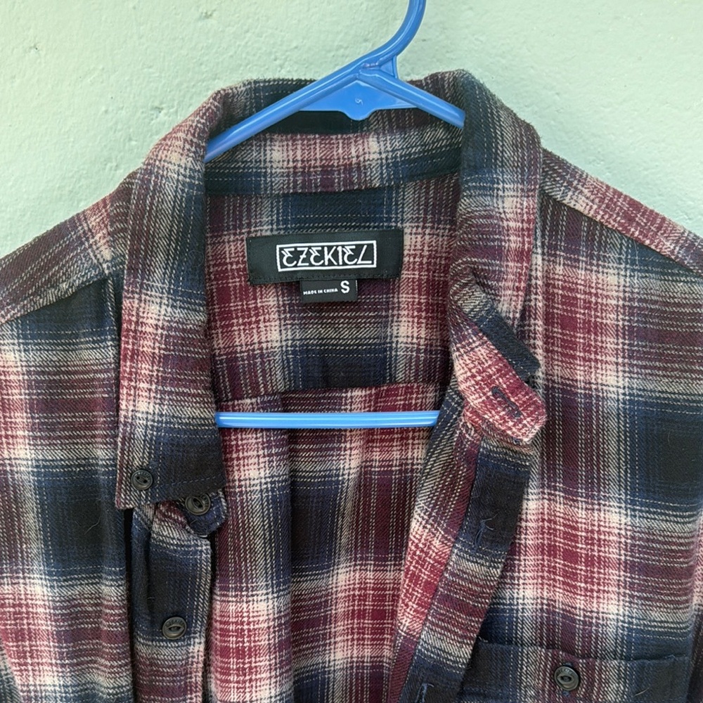 Ezekiel Men's Red and Black Plaid Shirt